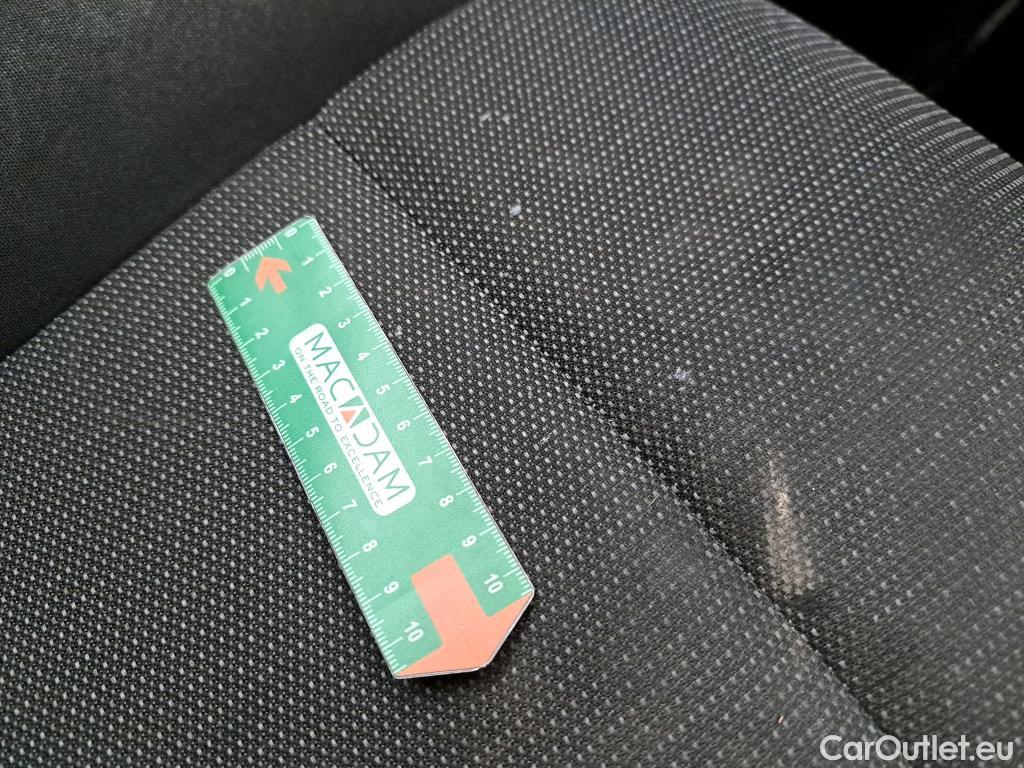  Toyota  Proace TOYOTA  City / 2019 / 4P / Fourgonnette 1.5 Medium 100 D-4D Business #43