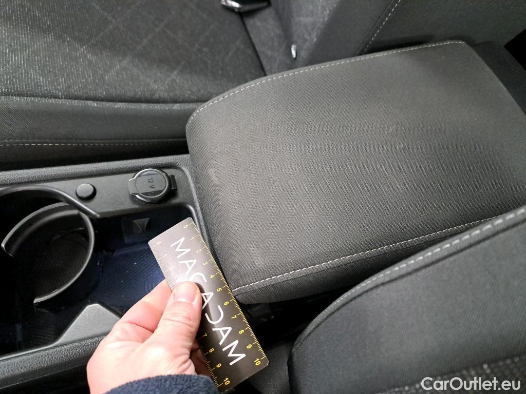  Volkswagen  Golf  / 2020 / 5P / Berline 2.0 TDI SCR 115 DSG7 Life Busi / TRANSFO VP/VF #15