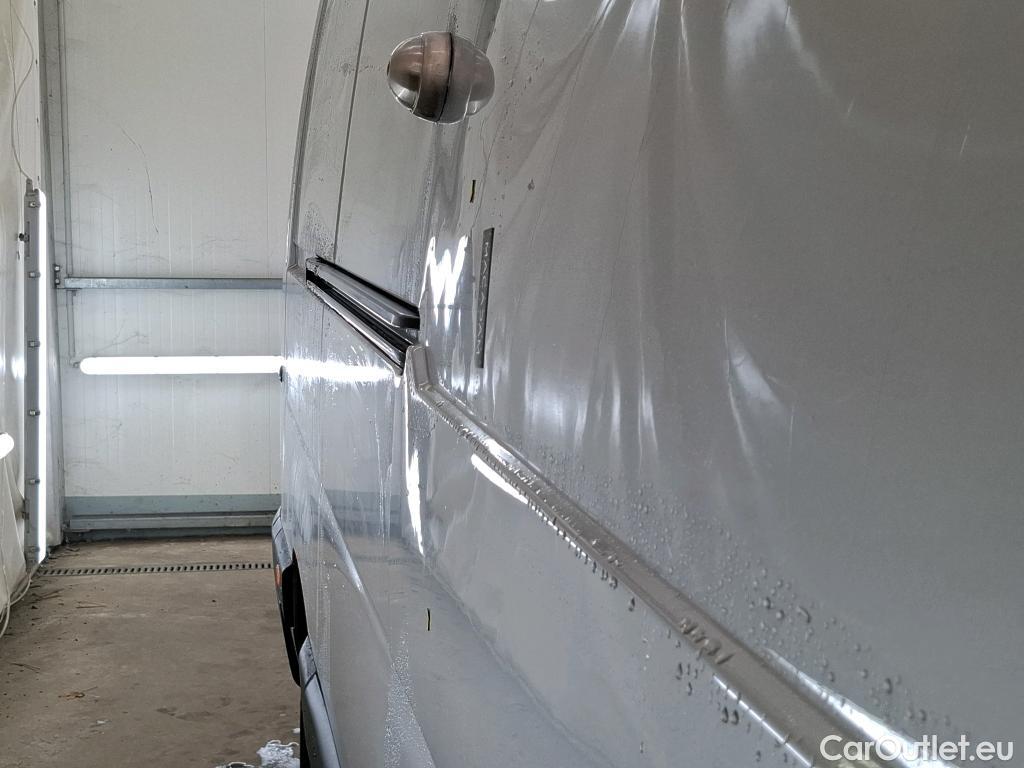  Renault  Master Renault V.I.  VU 4p Fourgon 2.3 125.35 FG L3H2 GC P-MJ #14