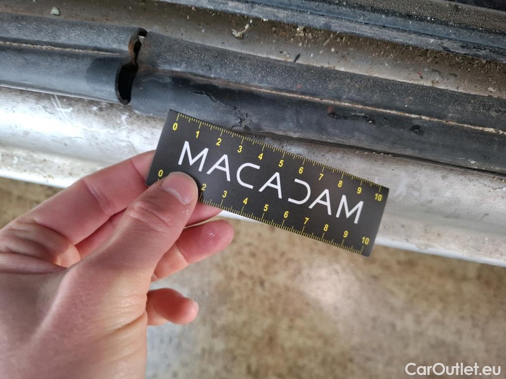  Renault  Master Renault V.I.  VU 4p Fourgon 2.3 125.35 FG L3H2 GC P-MJ #42