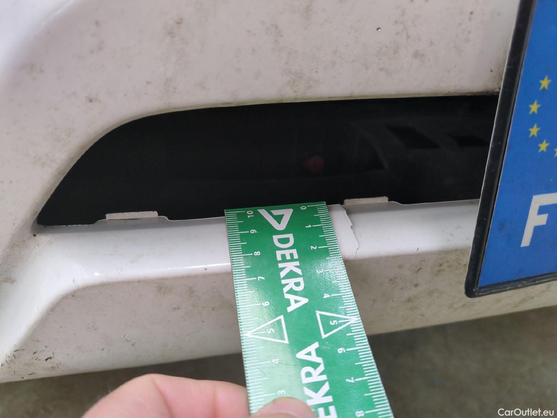  Toyota  Hilux TOYOTA  XC / 2020 / 4P / Pick-up 2.4 D-4D X-TRA LeCap 4WD #15