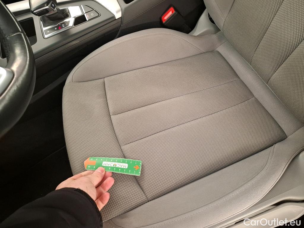  Audi  A4  Avant 30 TDI Business Line 2.0 TDI 135CV BVA7 E6d #33