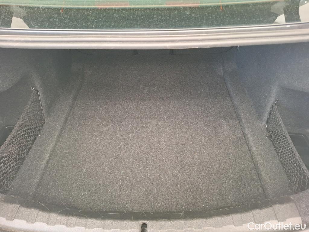  Bmw  Serie 3 Série 3 Berline 316 d Lounge 2.0 120CV BVA8 E6d
 #8