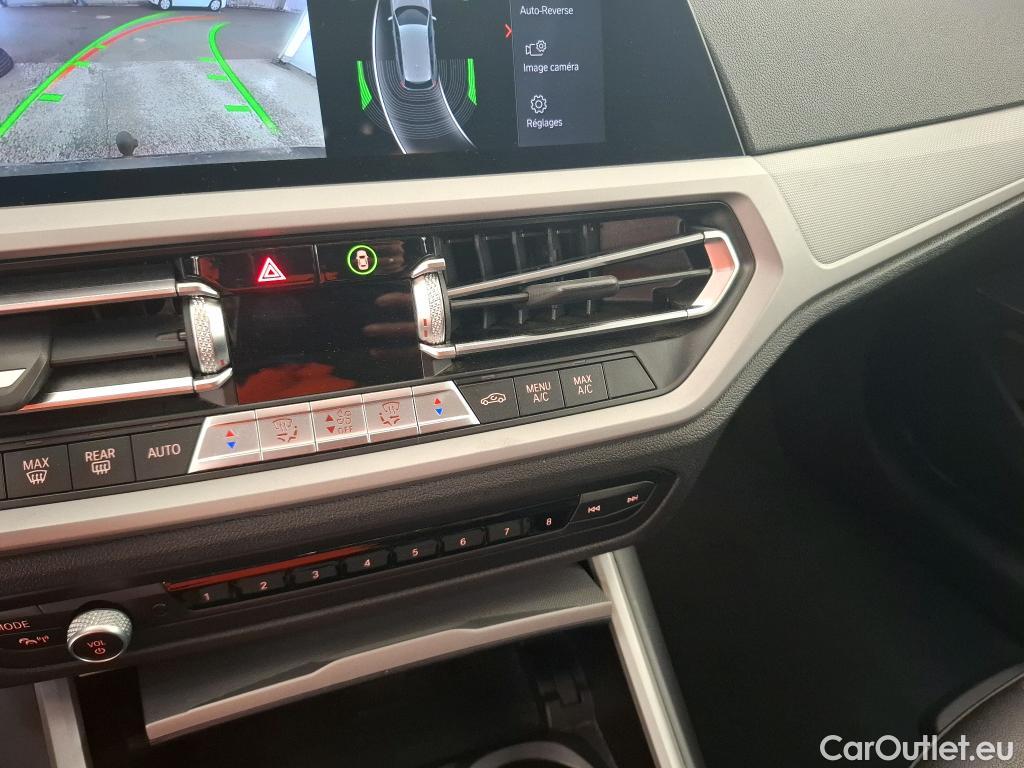  Bmw  Serie 3 BMW Série 3 Touring / 2018 / 5P / Break 318d 150ch Business Design BVA8 #8