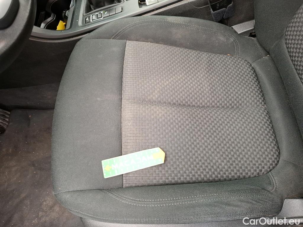  Bmw  X1 Série  sDrive 18i xLine 1.5 135CV BVM6 E6 #16