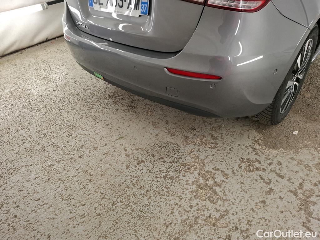  Mercedes  A-Klasse MERCEDES-BENZ Classe A Compact / 2018 / 5P / Berline A 200 d Business Line 8G-DCT #4