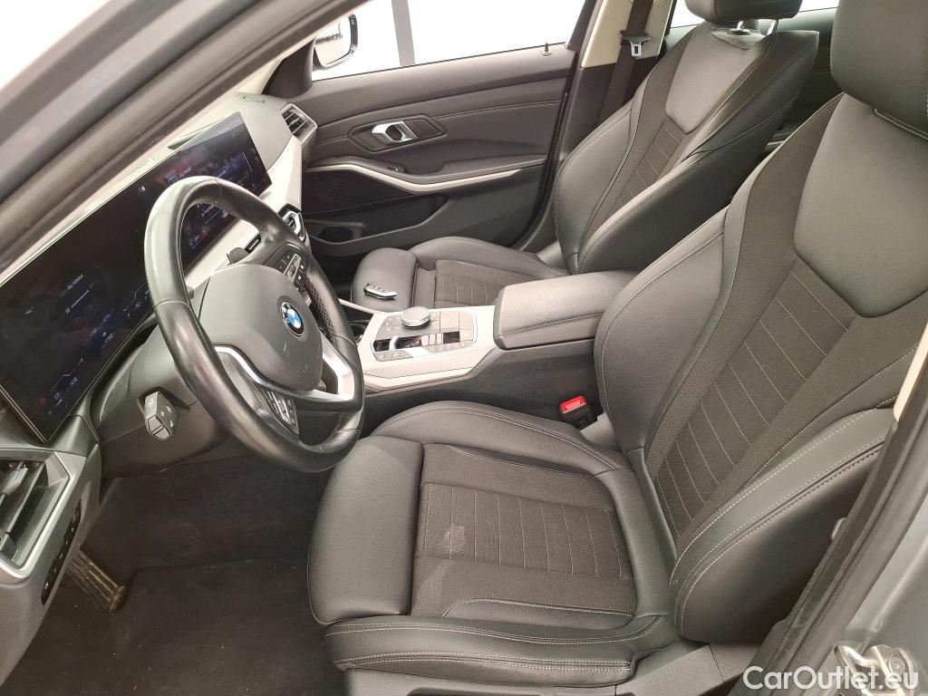  Bmw  Serie 3 BMW Série 3 Touring / 2022 / 5P / Break 318d 150ch Business Design BVA8 #19