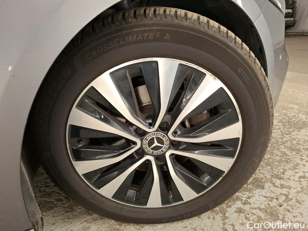  Mercedes  A-Klasse MERCEDES-BENZ Classe A Compact / 2018 / 5P / Berline A 200 d Business Line 8G-DCT #21