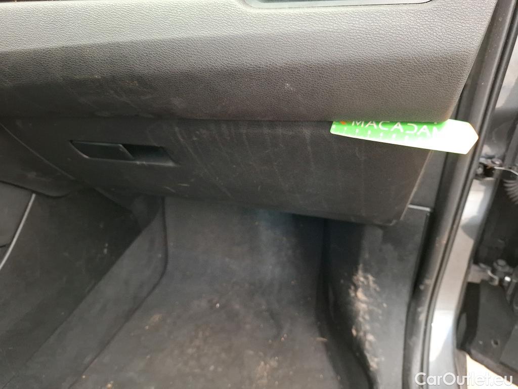  Bmw  X1 Série  sDrive 18i xLine 1.5 135CV BVM6 E6 #3