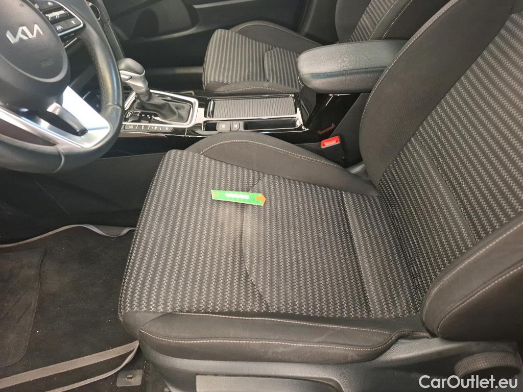  KIA  Cee'd KIA ceed SW / 2021 / 5P / Break 1.6 GDI ISG ISG PHEV ACTIVE BU SW DCT6 #12