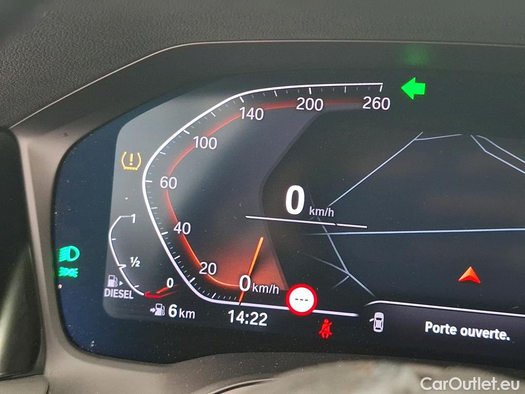  Bmw  Serie 3 BMW Série 3 Touring / 2018 / 5P / Break 318d 150ch Business Design BVA8 #10