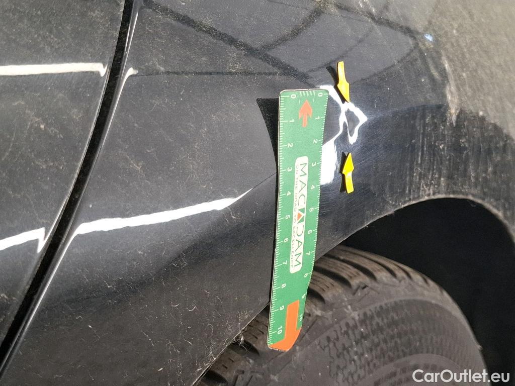  Bmw  Serie 3 BMW Série 3 Touring / 2018 / 5P / Break 318d 150ch Business Design BVA8 #5