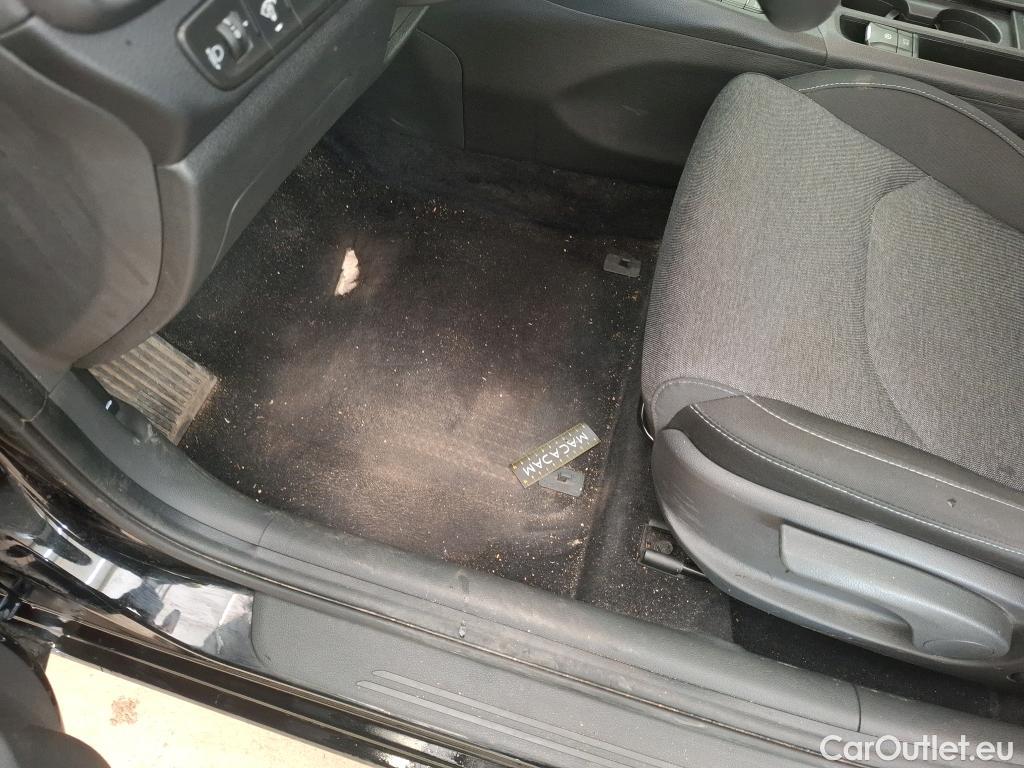  Hyundai  i30 HYUNDAI  Sport Wagon / 2020 / 5P / Break 1.0 T-GDI 120 DCT-7 MHEV CREATIVE SW #13