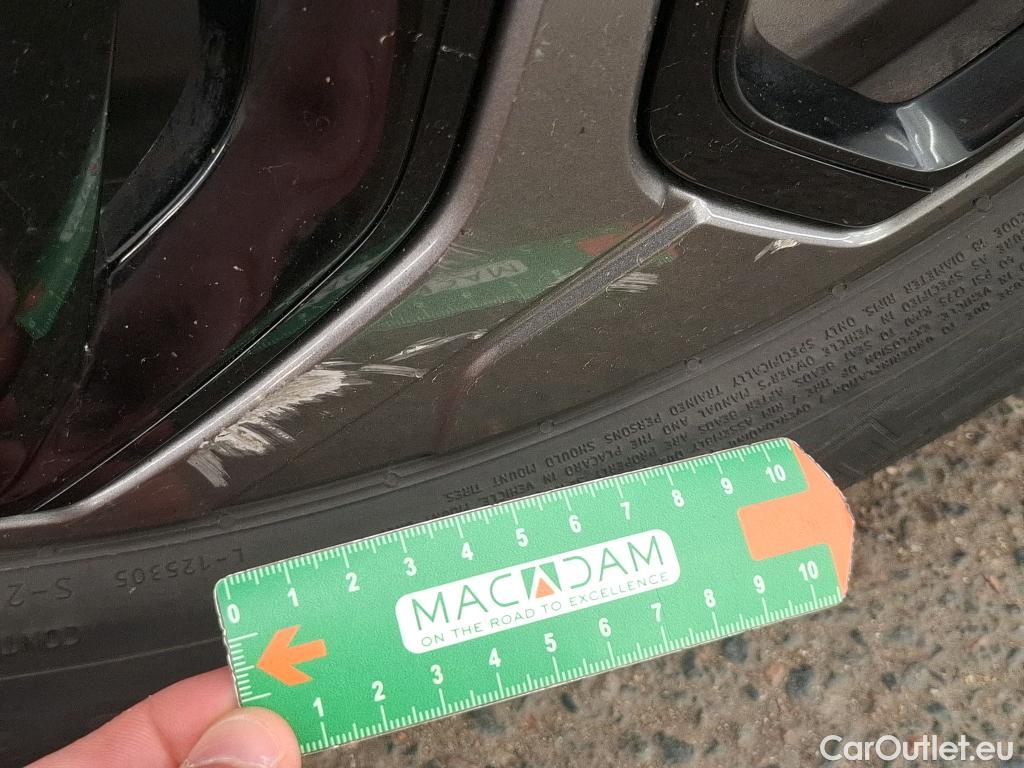  Citroen  C4  Berline Feel Pack Business 1.5 BlueHDI 130CV BVA8 E6d #26