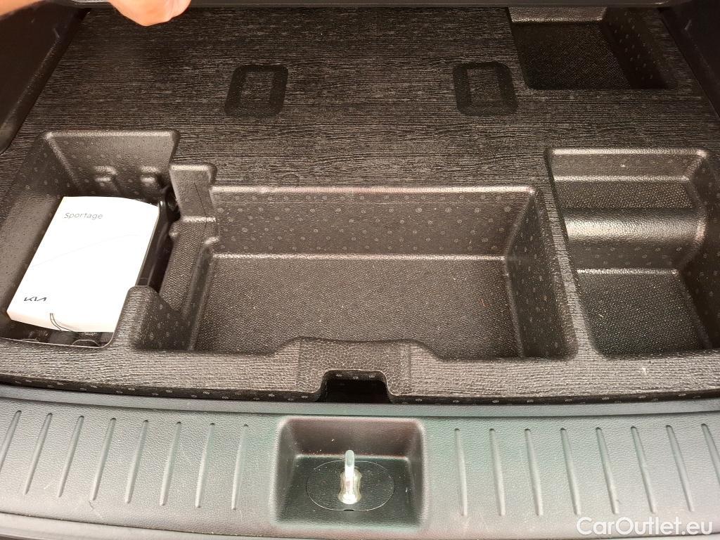  KIA  Sportage  Design 1.6 CRDi 135CV BVA7 E6d #36