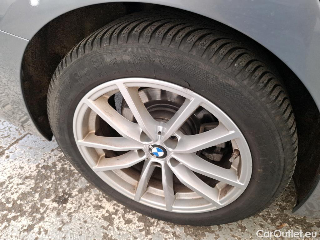  Bmw  Serie 3 BMW Série 3 Touring / 2022 / 5P / Break 318d 150ch Business Design BVA8 #11