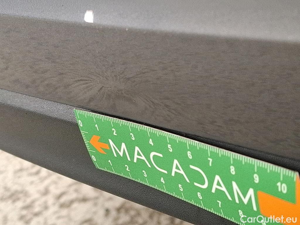  Mercedes  A-Klasse MERCEDES-BENZ Classe A Compact / 2018 / 5P / Berline A 200 d Business Line 8G-DCT #5