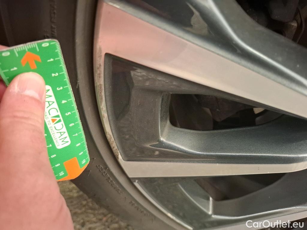  Bmw  Serie 3 Série 3 Berline 316 d Lounge 2.0 120CV BVA8 E6d
 #5