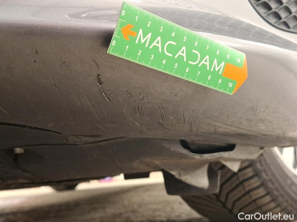  Mercedes  A-Klasse MERCEDES-BENZ Classe A Compact / 2018 / 5P / Berline A 200 d Business Line 8G-DCT #11