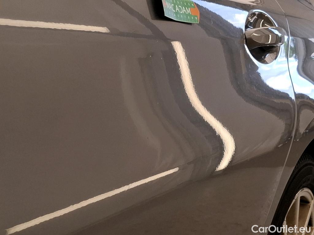  Bmw  Serie 3 BMW Série 3 Touring / 2022 / 5P / Break 318d 150ch Business Design BVA8 #29