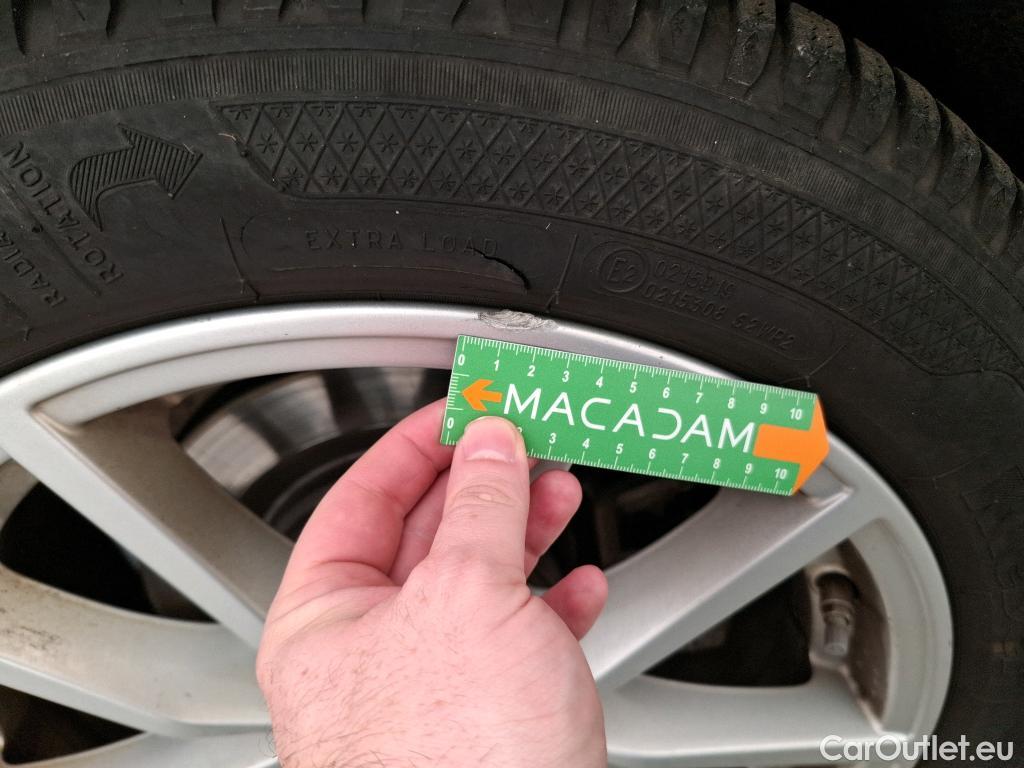  Bmw  Serie 3 BMW Série 3 Touring / 2022 / 5P / Break 318d 150ch Business Design BVA8 #26