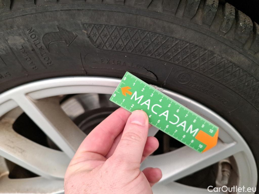  Bmw  Serie 3 BMW Série 3 Touring / 2022 / 5P / Break 318d 150ch Business Design BVA8 #12