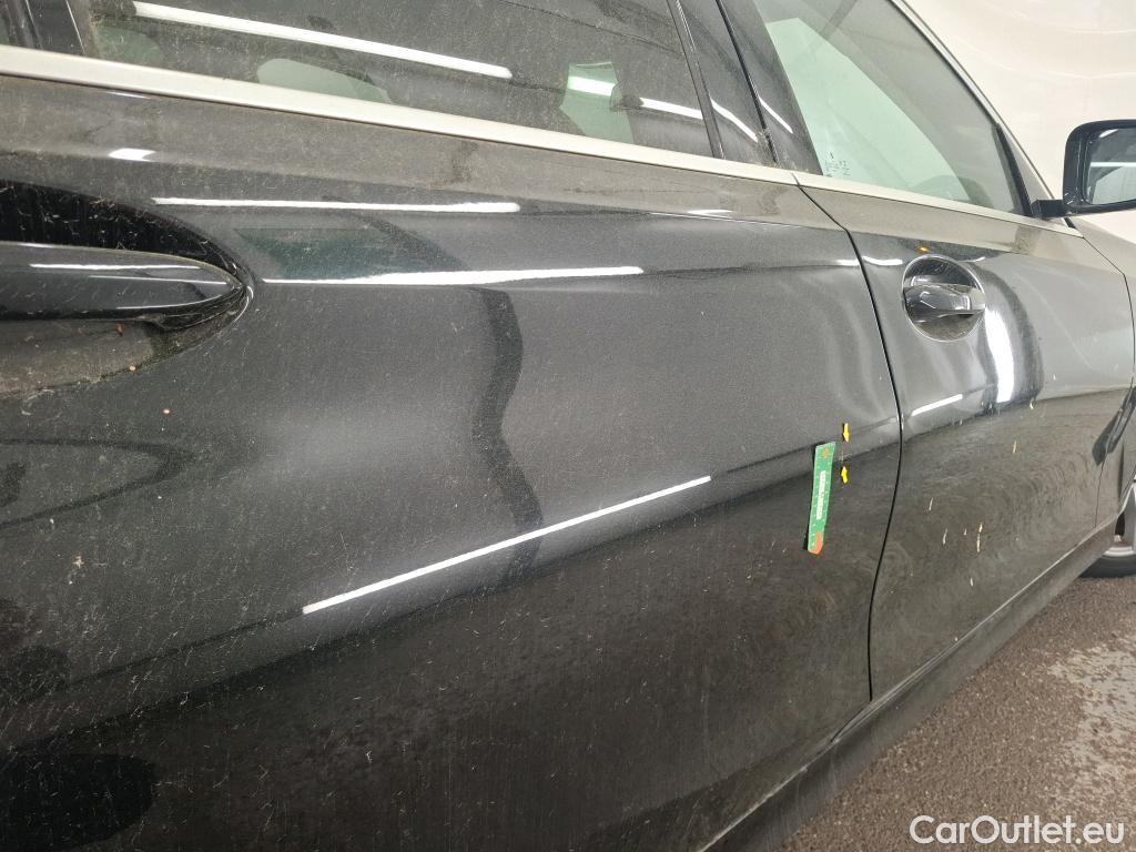  Bmw  Serie 3 BMW Série 3 Touring / 2018 / 5P / Break 318d 150ch Business Design BVA8 #6