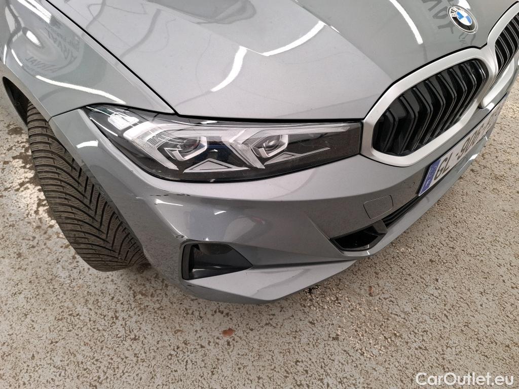  Bmw  Serie 3 BMW Série 3 Touring / 2022 / 5P / Break 318d 150ch Business Design BVA8 #17