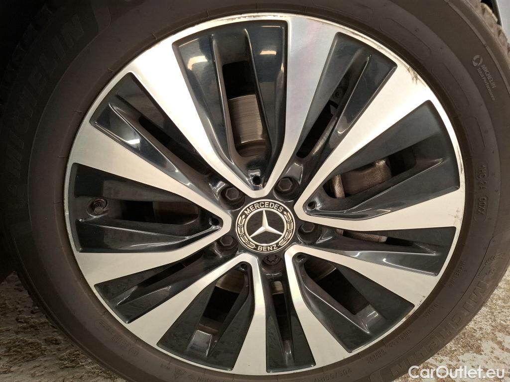  Mercedes  A-Klasse MERCEDES-BENZ Classe A Compact / 2018 / 5P / Berline A 200 d Business Line 8G-DCT #2