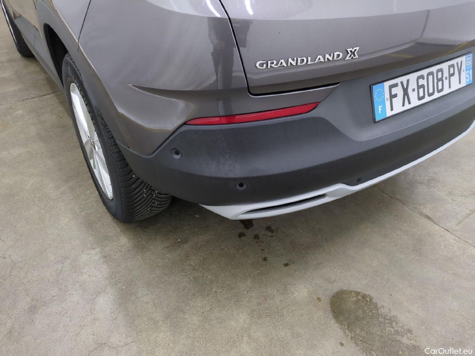  Opel   Grandland X Grandland X Elegance Business 1.5 130CV BVA8 E6d #37