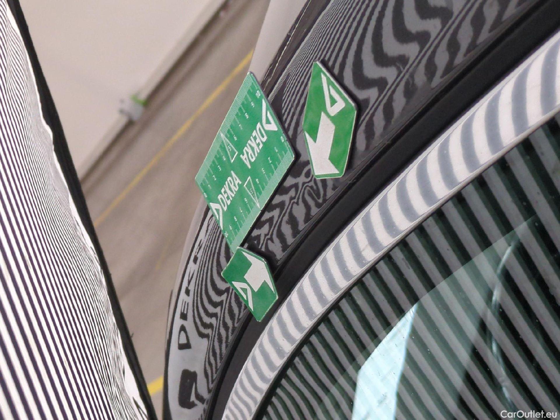  Opel   Grandland X Grandland X Elegance Business 1.5 130CV BVA8 E6d #43