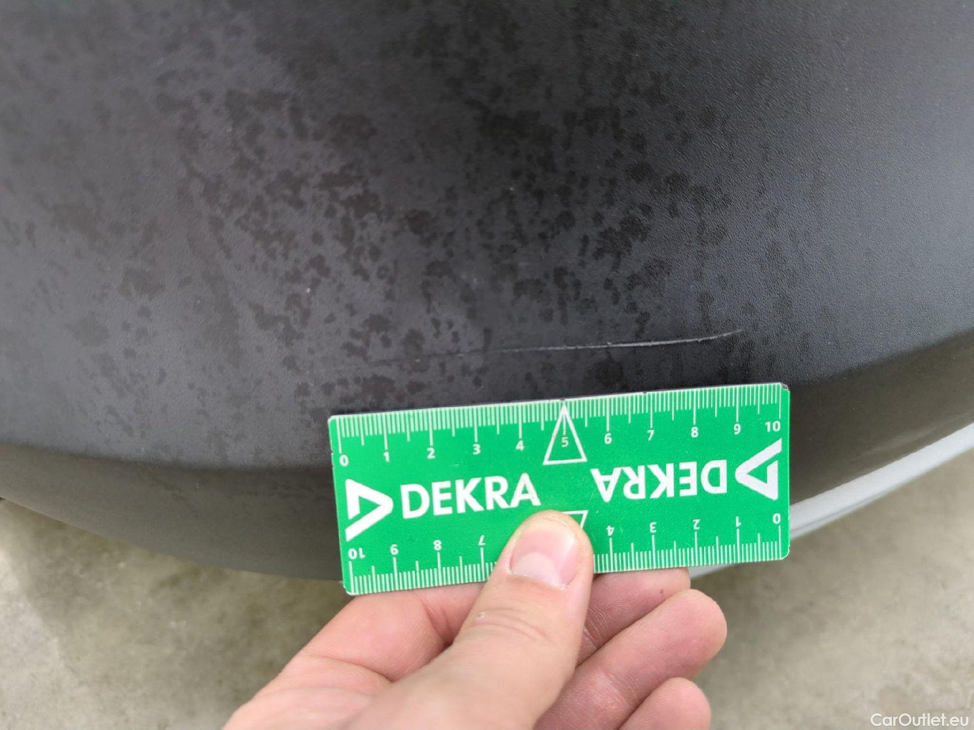  Opel   Grandland X Grandland X Elegance Business 1.5 130CV BVA8 E6d #38