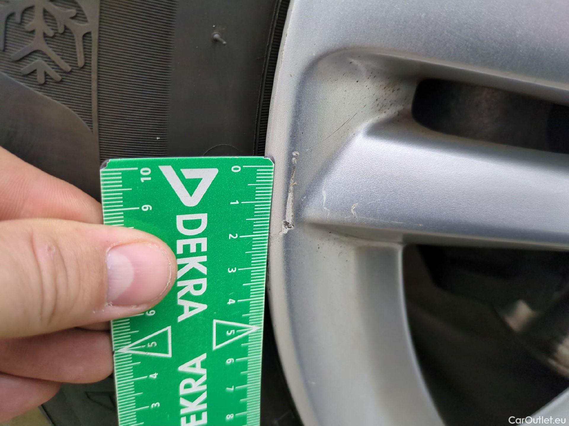  Opel   Grandland X Grandland X Elegance Business 1.5 130CV BVA8 E6d #23