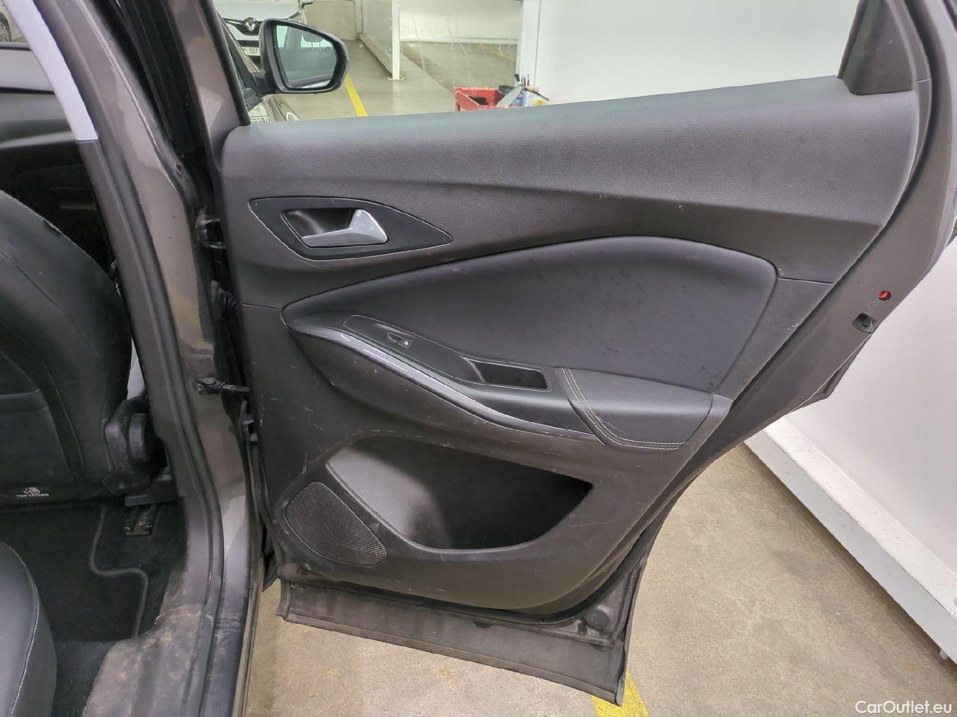  Opel   Grandland X Grandland X Elegance Business 1.5 130CV BVA8 E6d #29