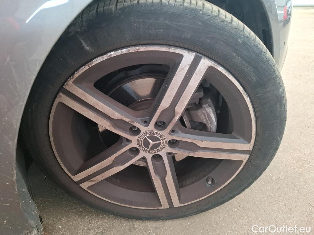  Mercedes  CLA-Klasse MERCEDES-BENZ CLA Shooting Brake / 2019 / 5P / Break CLA 200 d Business Line BA8 #41