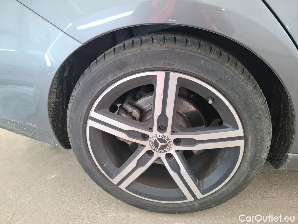  Mercedes  CLA-Klasse MERCEDES-BENZ CLA Shooting Brake / 2019 / 5P / Break CLA 200 d Business Line BA8 #51