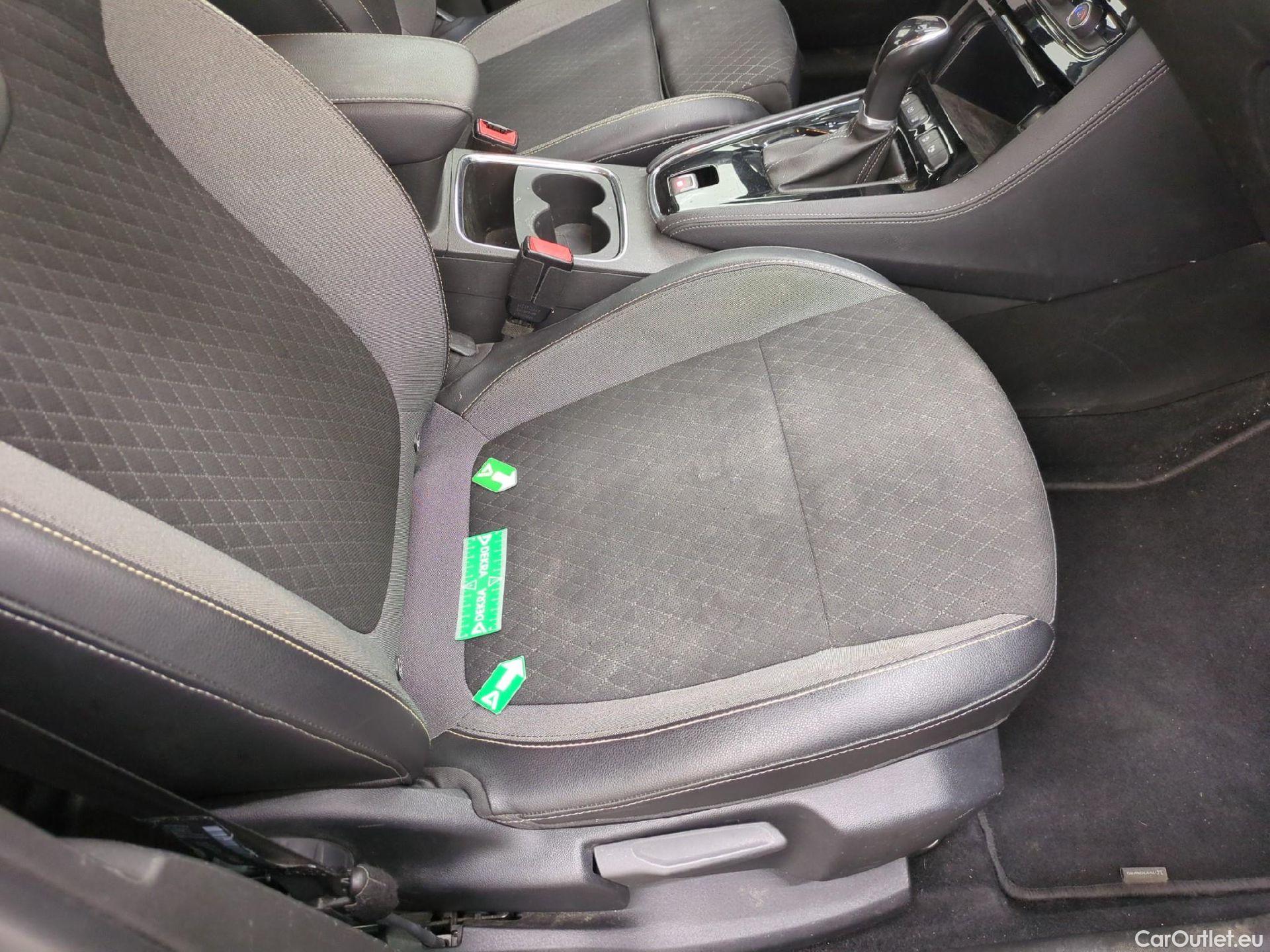  Opel   Grandland X Grandland X Elegance Business 1.5 130CV BVA8 E6d #7