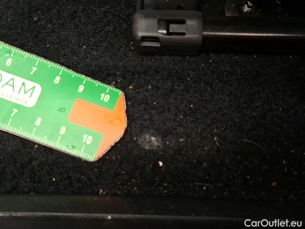  Peugeot  3008  Active Pack 1.5 HDi 130CV BVA8 E6d #16