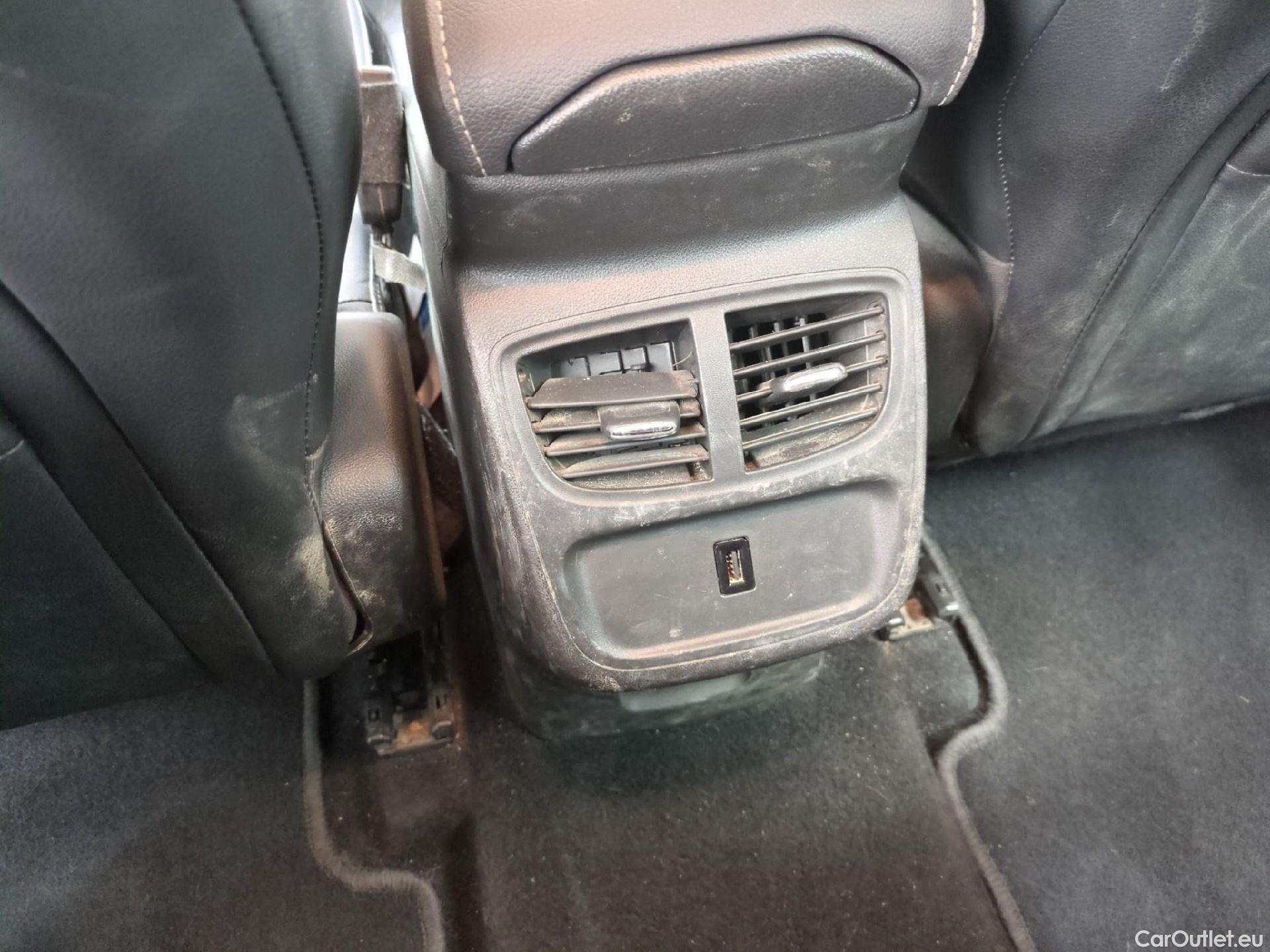  Opel   Grandland X Grandland X Elegance Business 1.5 130CV BVA8 E6d #6