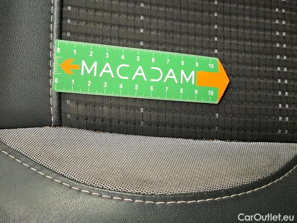  Peugeot  2008 PEUGEOT  5p Crossover BlueHDi 100 ¤6.c S&S ALLURE BUSINESS #74