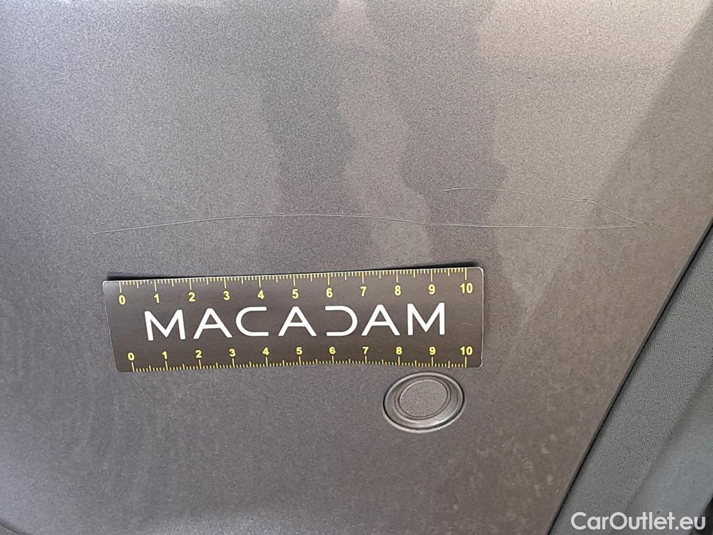  Mercedes  GLA MERCEDES-BENZ  / 2020 / 5P / SUV 2.0  200 D BUSINESS LINE DCT #9