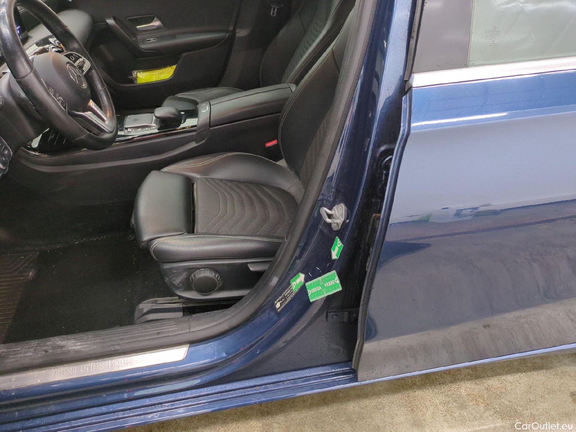  Mercedes  A-Klasse MERCEDES-BENZ Classe A Compact / 2018 / 5P / Berline A 180 d Business Line #1