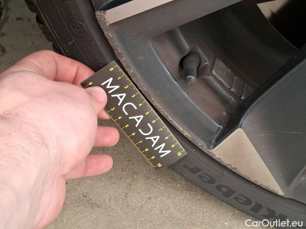  Peugeot  308  Allure Pack 1.5 HDi 130CV BVA8 E6d #14