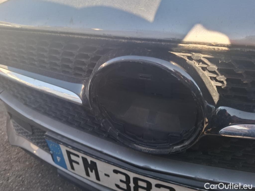  Mercedes  CLA-Klasse MERCEDES-BENZ CLA Shooting Brake / 2019 / 5P / Break CLA 200 d Business Line BA8 #43