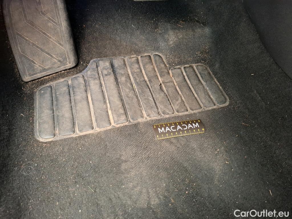  Peugeot  308  Allure Pack 1.5 HDi 130CV BVA8 E6d #16