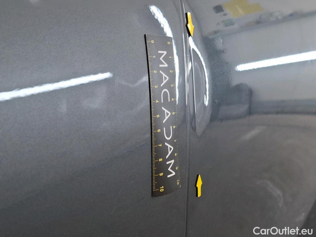  Mercedes  G-Klasee MERCEDES-BENZ GLC / 2019 / 5P / SUV GLC 300 e AMG Line 4Matic #2