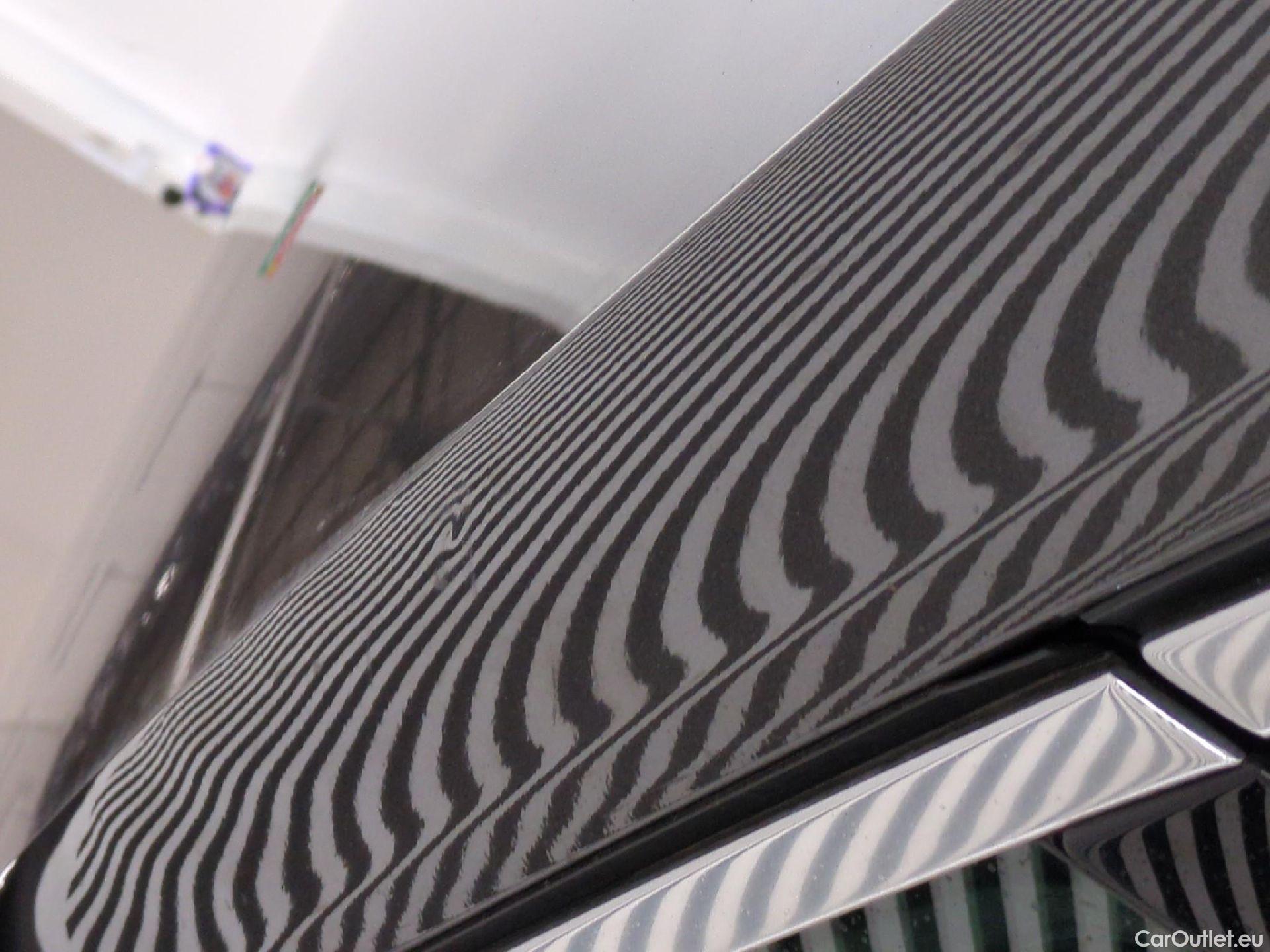  Opel   Grandland X Grandland X Elegance Business 1.5 130CV BVA8 E6d #40