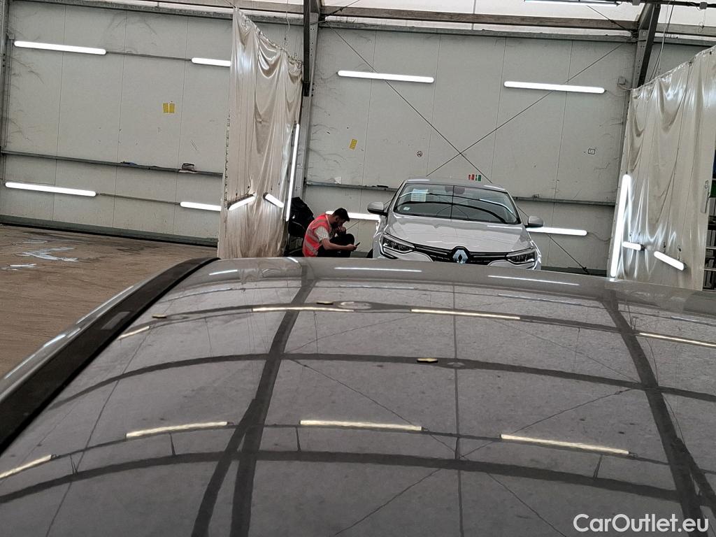  Mercedes  CLA-Klasse MERCEDES-BENZ CLA Shooting Brake / 2019 / 5P / Break CLA 200 d Business Line BA8 #10