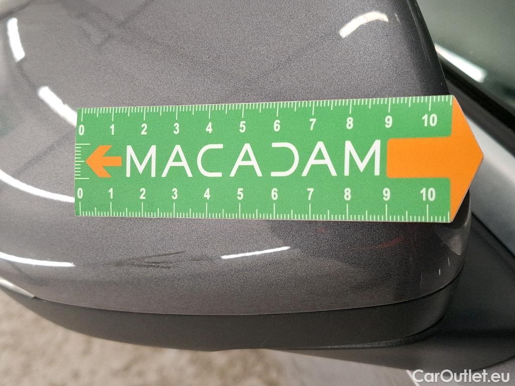  Mercedes  A-Klasse MERCEDES-BENZ Classe A Compact / 2018 / 5P / Berline A 200 d Business Line 8G-DCT #39