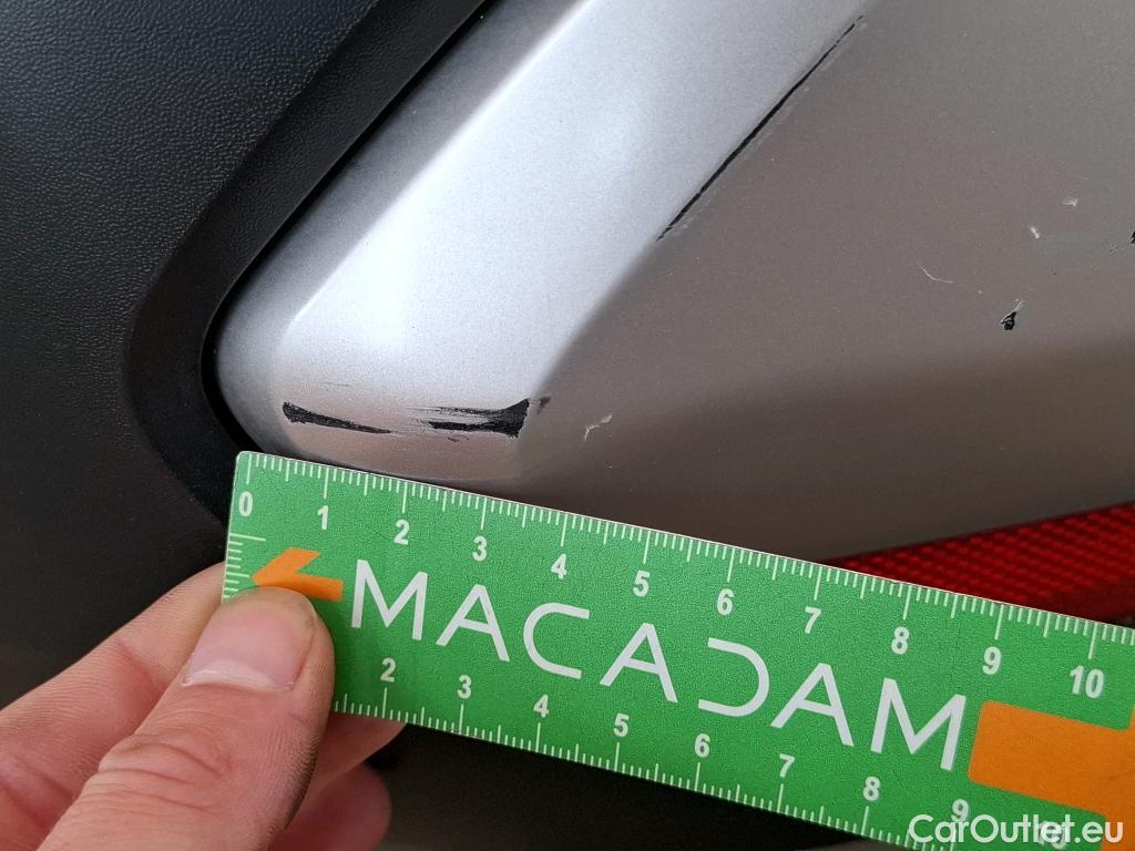  Nissan  Qashqai NISSAN  / 2021 / 5P / Crossover 1.3 MHEV 158ch Xtronic N-Style(SP) #8